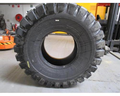FUJITYRES  4 tyres 23.5x25 Lader - Bild 1