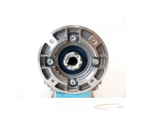 Siemens 2KJ1952-0A Schneckengetriebe SN:FDU1005/8949212 001 - Bild 3