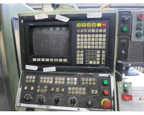 OKUMA MC-50 VA Bearbeitungszentrum - Vertikal - Bild 2
