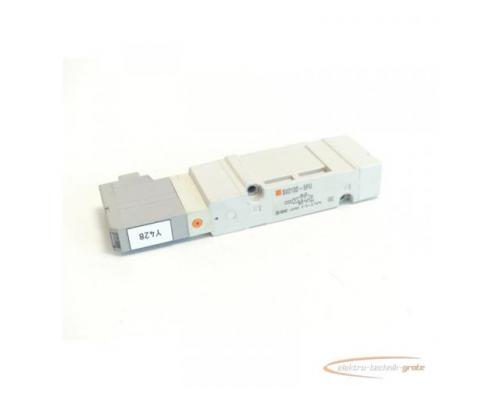 SMC SV2100-5FU Magnetventil 24 VDC Spulenspannung - Bild 1